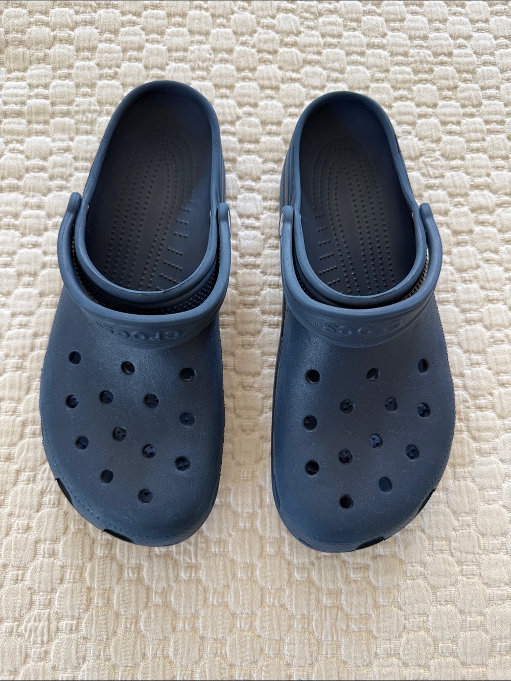 Classic Men’s Navy Crocs Size 12